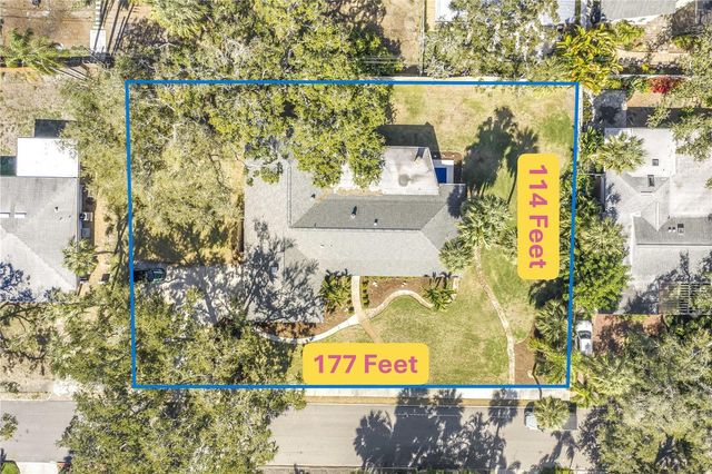 8261 28TH AVENUE N, St Petersburg, FL 33710