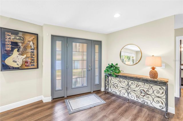 8261 28TH AVENUE N, St Petersburg, FL 33710