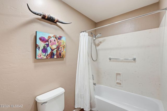 1940 W Demetrie Loop, Green Valley, AZ 85622