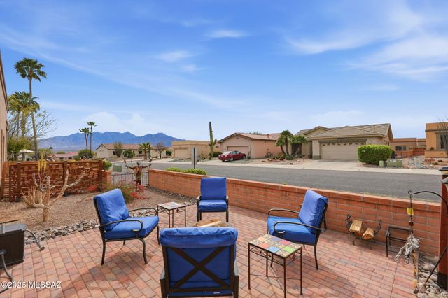1940 W Demetrie Loop, Green Valley, AZ 85622