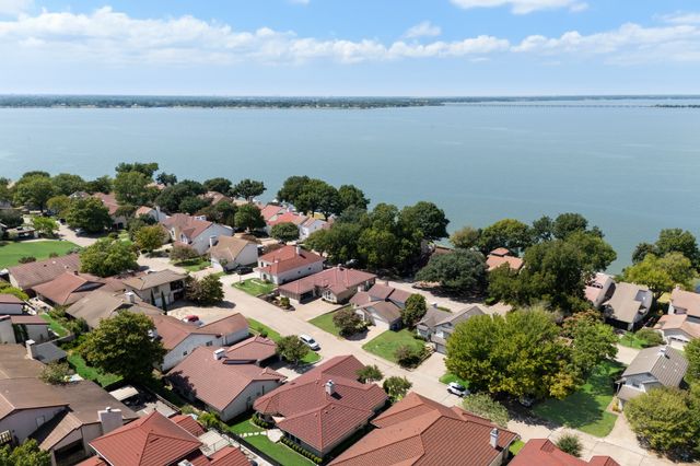 3605 Highpoint Drive, Rockwall, TX 75087