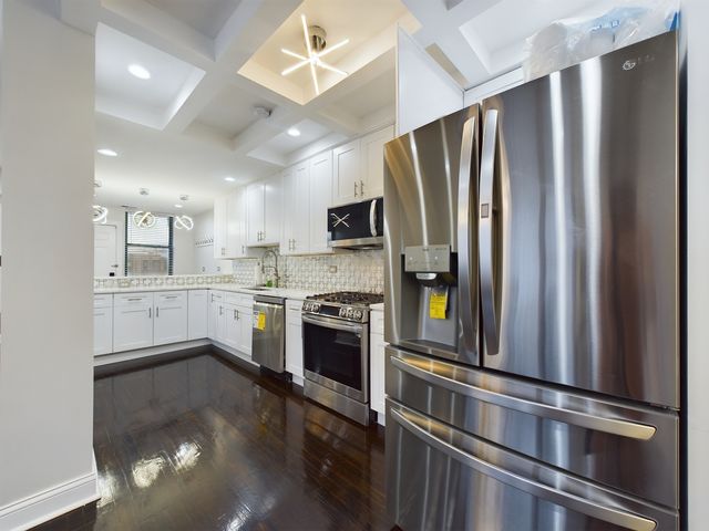 5005 S Prairie Avenue 5005C, Chicago, IL 60615