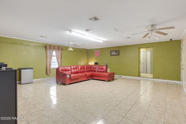 223 S Fieldspan Road, Scott, LA 70583