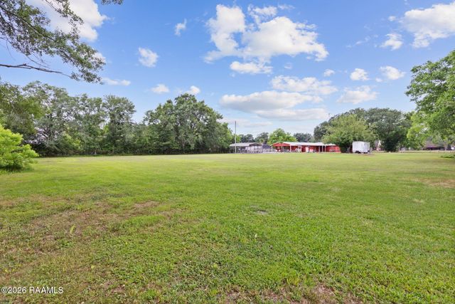223 S Fieldspan Road, Scott, LA 70583