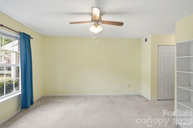 636 Emerald Cove Drive, Charlotte, NC 28262