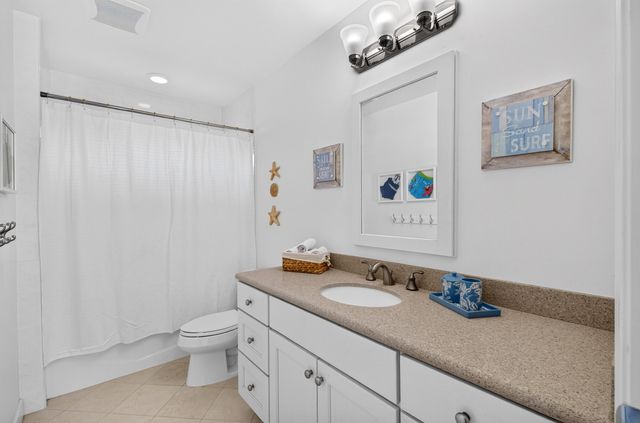 13708 Folkestone Circle, Wellington, FL 33414