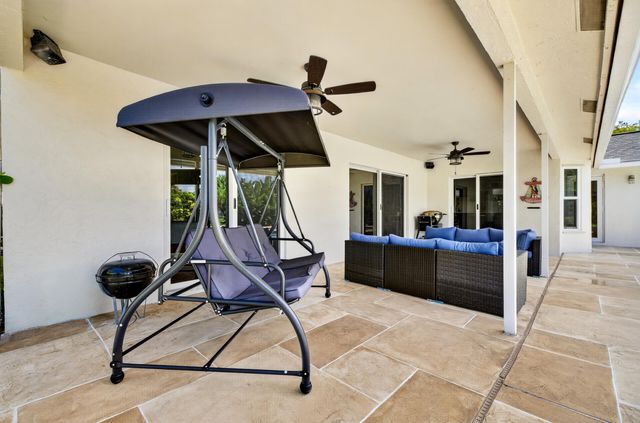 13708 Folkestone Circle, Wellington, FL 33414