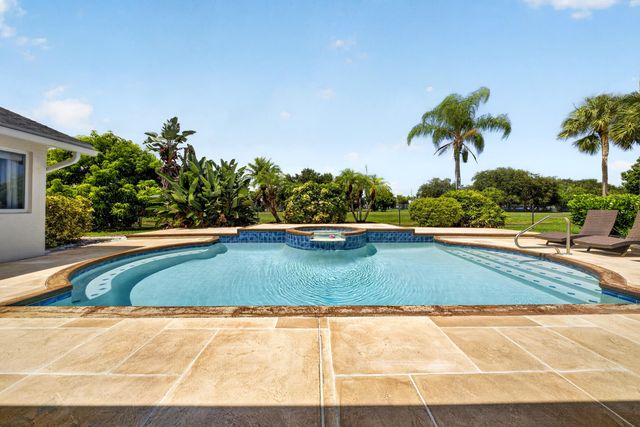 13708 Folkestone Circle, Wellington, FL 33414