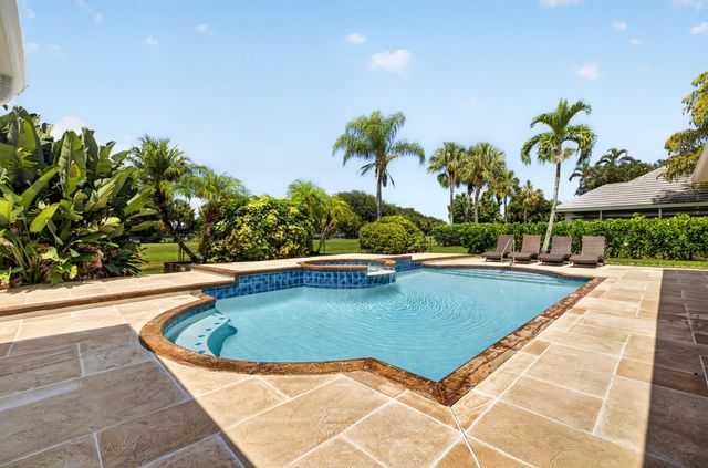 13708 Folkestone Circle, Wellington, FL 33414