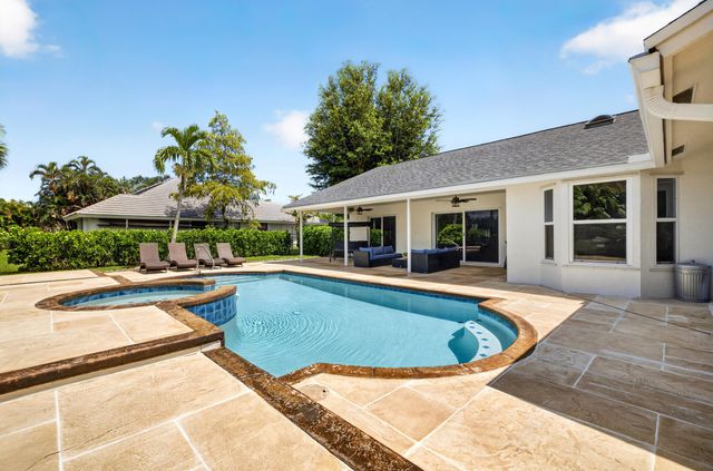 13708 Folkestone Circle, Wellington, FL 33414