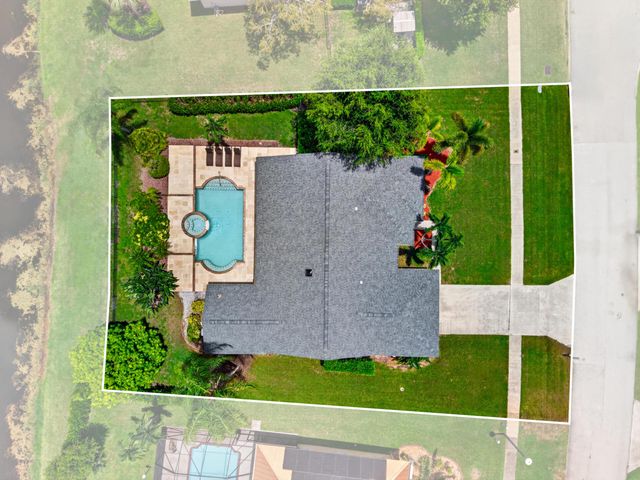 13708 Folkestone Circle, Wellington, FL 33414