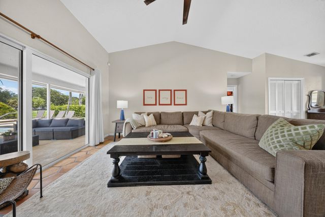 13708 Folkestone Circle, Wellington, FL 33414