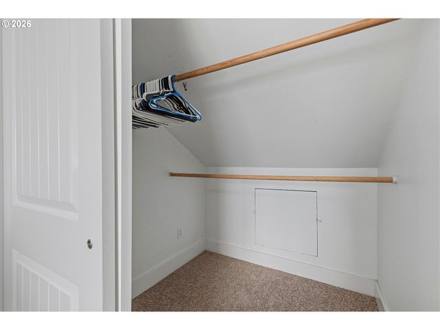 1610 Ne 13TH St, Lincoln City, OR 97367