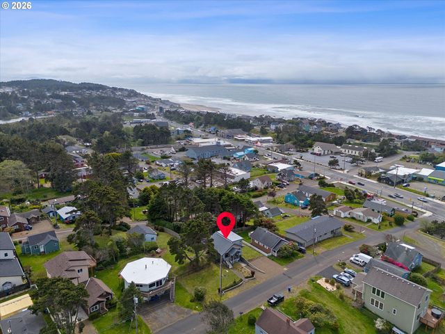 1610 Ne 13TH St, Lincoln City, OR 97367