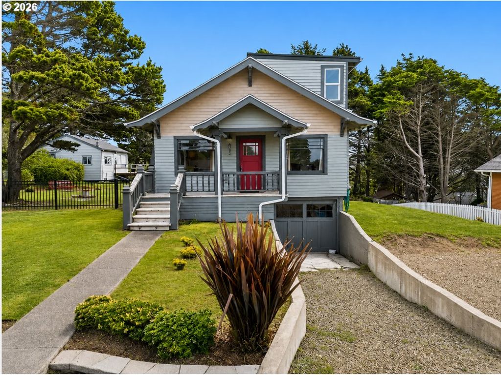 1610 Ne 13TH St, Lincoln City, OR 97367