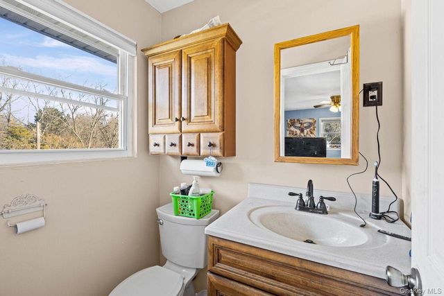 1 Autumn Drive, Hauppauge, NY 11788