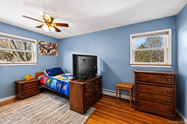 1 Autumn Drive, Hauppauge, NY 11788