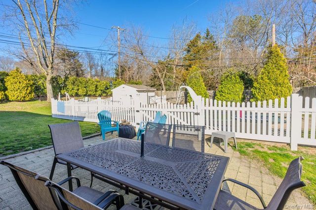 1 Autumn Drive, Hauppauge, NY 11788