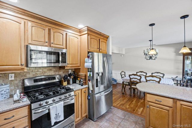 1 Autumn Drive, Hauppauge, NY 11788