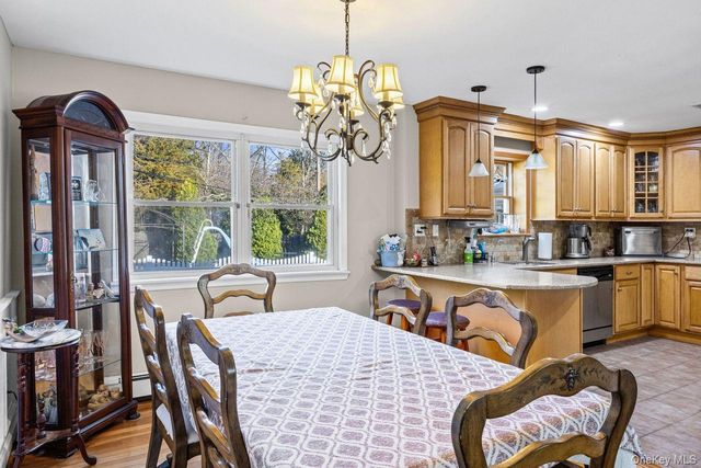 1 Autumn Drive, Hauppauge, NY 11788