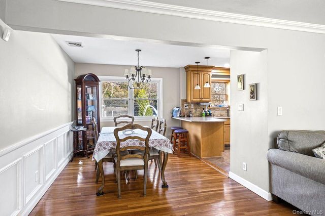 1 Autumn Drive, Hauppauge, NY 11788