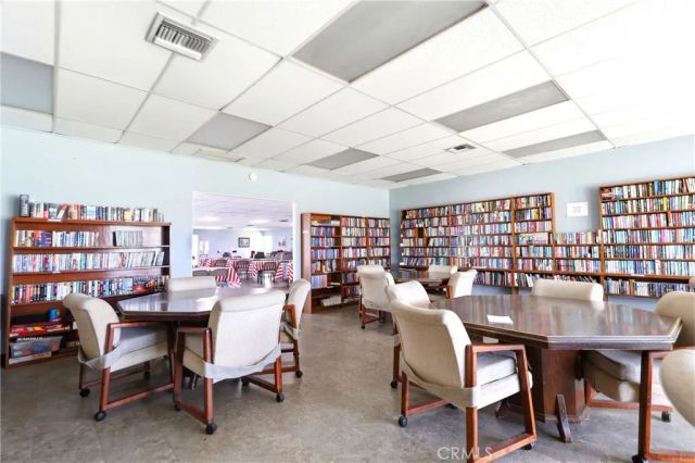 9391 California Ave 81, Riverside, CA 92503