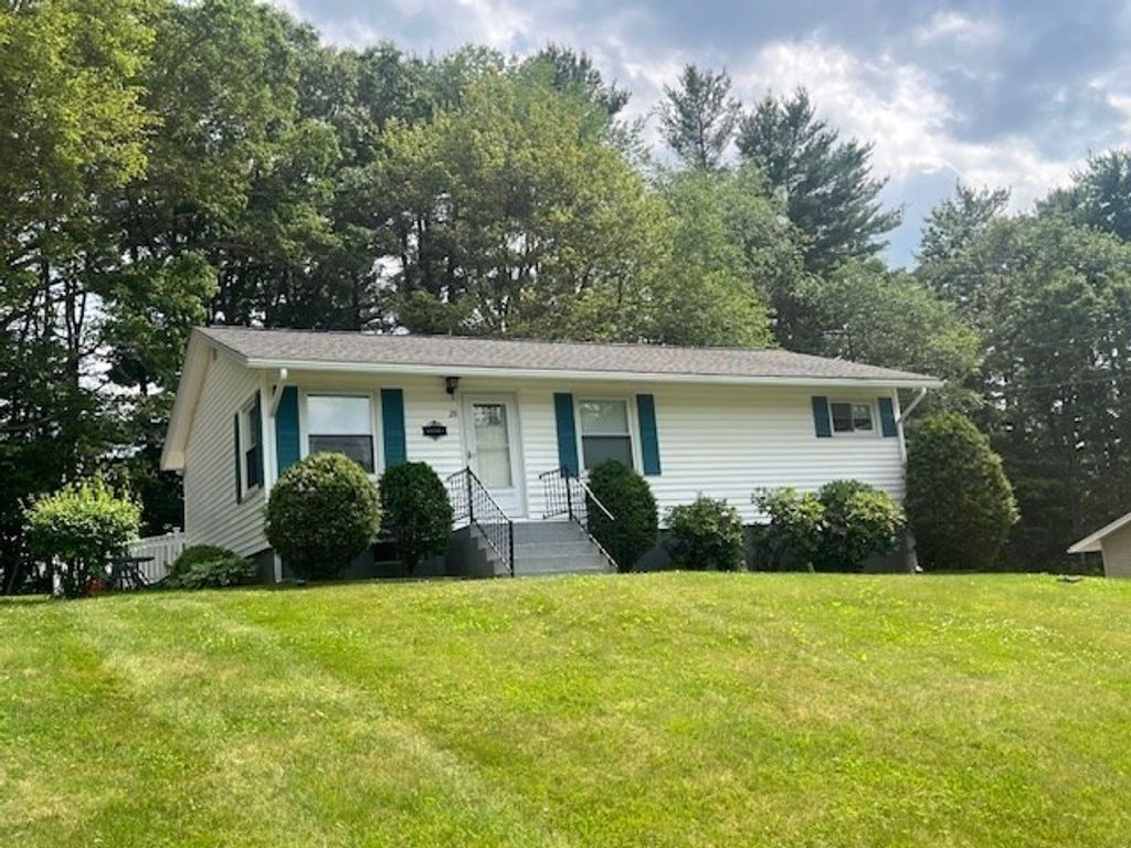 20 Beverly Street, Oxford, MA 01540
