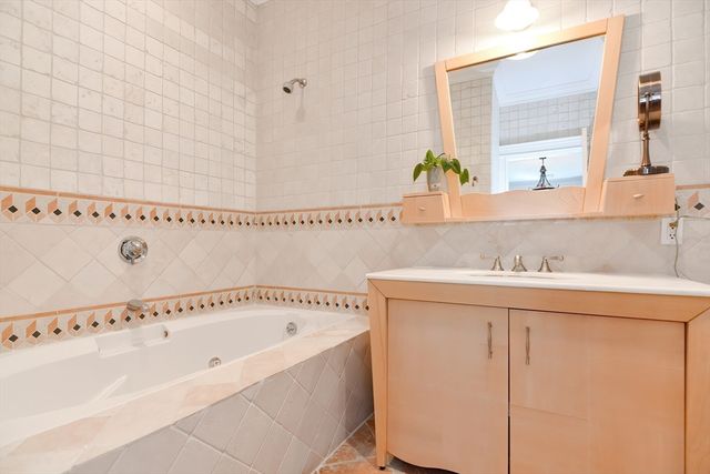 3 Forest St 3, Newton, MA 02461