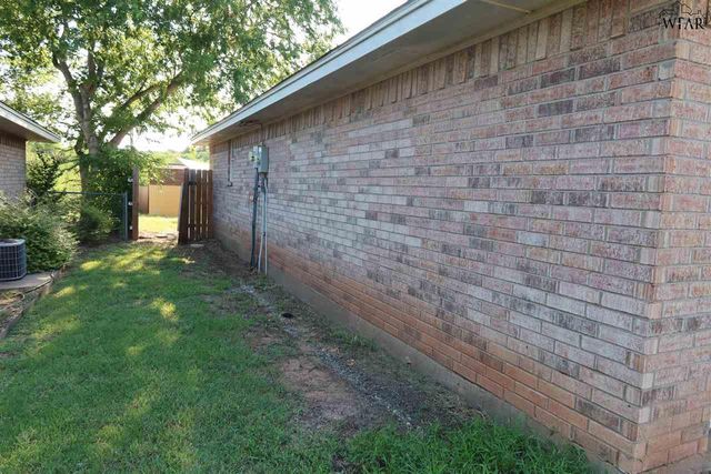 2127 RICHMOND DRIVE, Wichita Falls, TX 76309