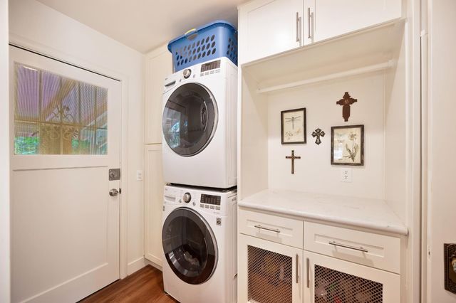 6200 Mahala Dr, Carmichael, CA 95608