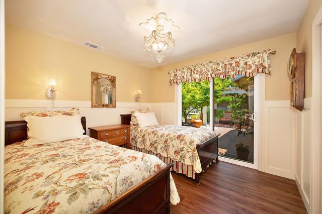 6200 Mahala Dr, Carmichael, CA 95608