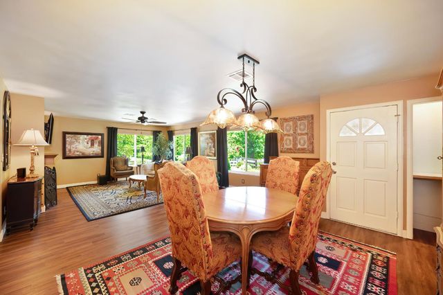 6200 Mahala Dr, Carmichael, CA 95608