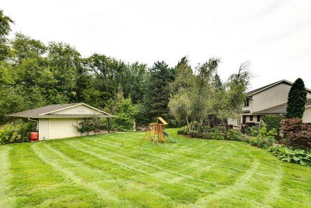 W264N6615 Hillview DRIVE, Lisbon, WI 53089