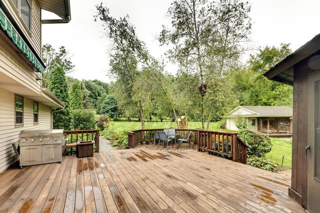 W264N6615 Hillview DRIVE, Lisbon, WI 53089