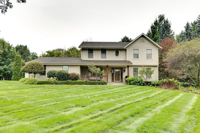 W264N6615 Hillview DRIVE, Lisbon, WI 53089