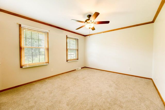 W264N6615 Hillview DRIVE, Lisbon, WI 53089
