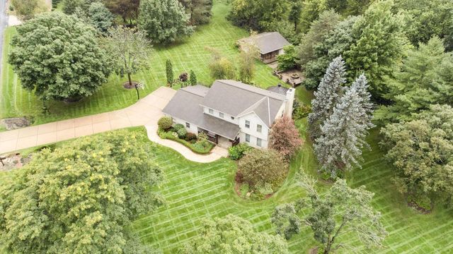 W264N6615 Hillview DRIVE, Lisbon, WI 53089
