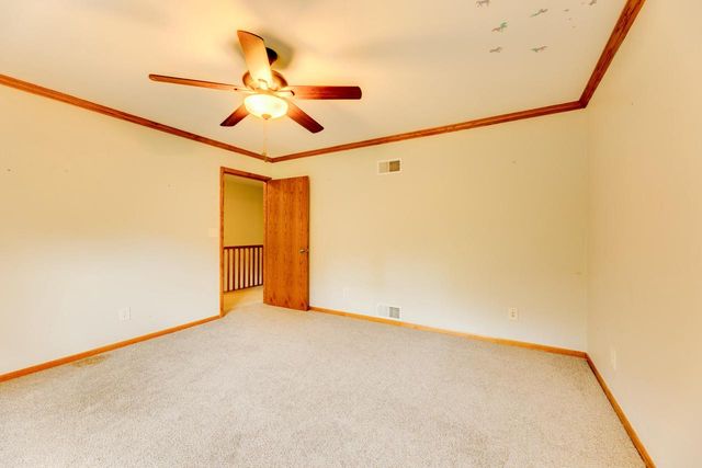 W264N6615 Hillview DRIVE, Lisbon, WI 53089