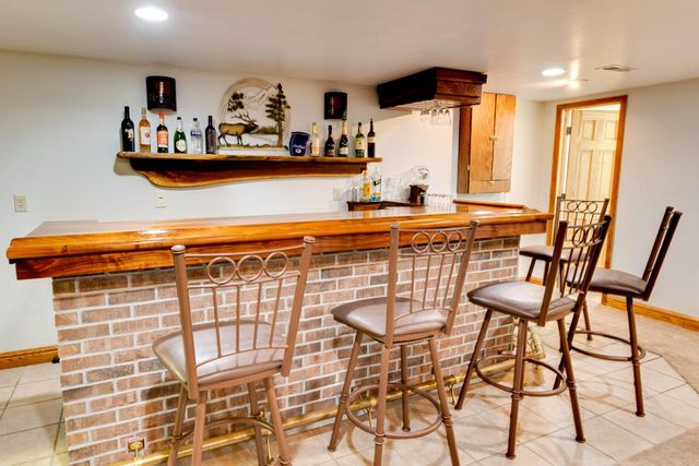 W264N6615 Hillview DRIVE, Lisbon, WI 53089