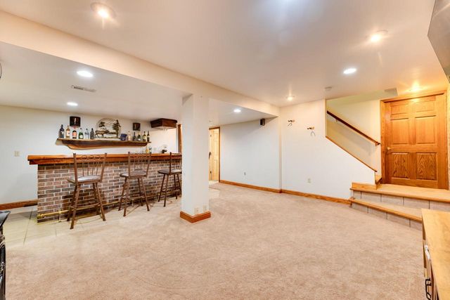 W264N6615 Hillview DRIVE, Lisbon, WI 53089