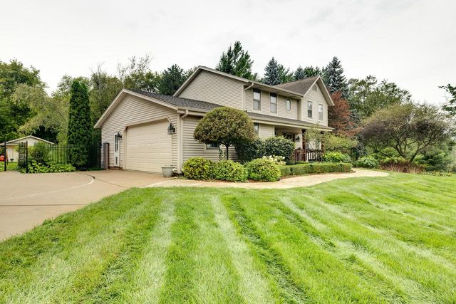 W264N6615 Hillview DRIVE, Lisbon, WI 53089