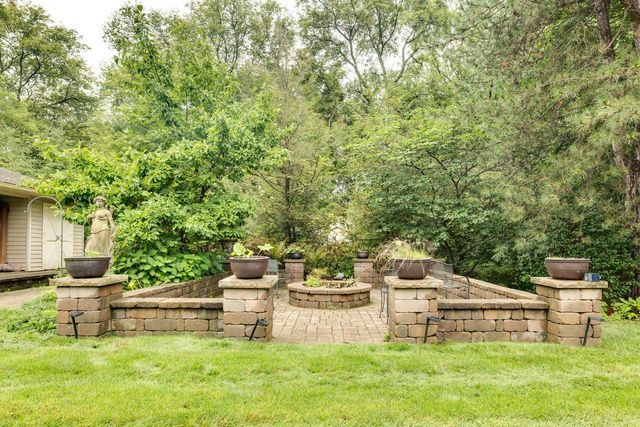 W264N6615 Hillview DRIVE, Lisbon, WI 53089