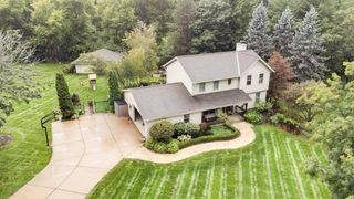 W264N6615 Hillview DRIVE, Lisbon, WI 53089
