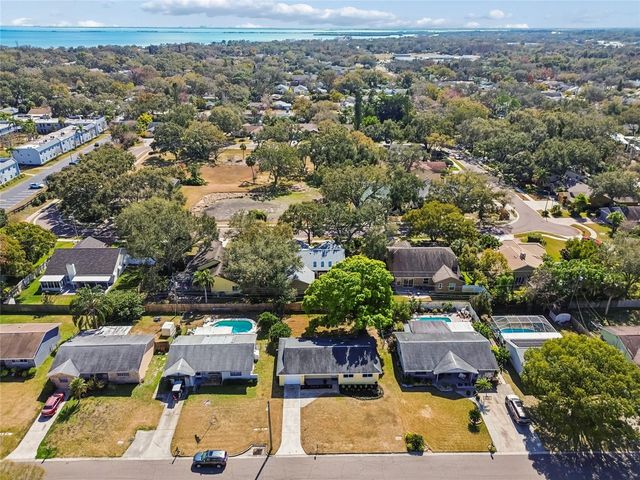 145 AVON DRIVE, Safety Harbor, FL 34695