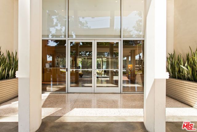 4455 Los Feliz Boulevard 1105, Los Angeles, CA 90027