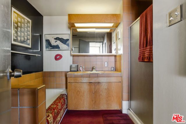4455 Los Feliz Boulevard 1105, Los Angeles, CA 90027
