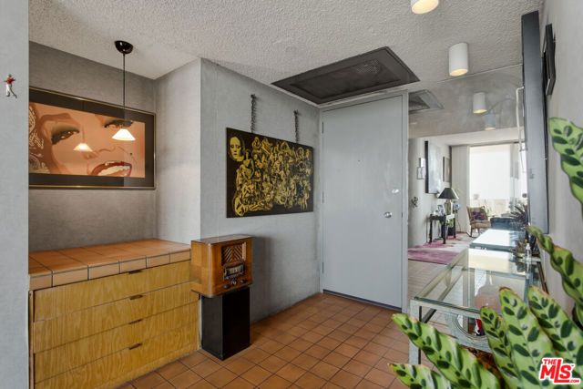 4455 Los Feliz Boulevard 1105, Los Angeles, CA 90027