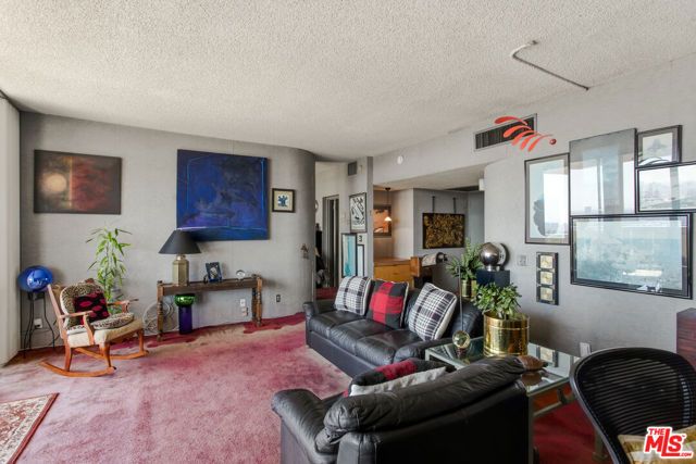4455 Los Feliz Boulevard 1105, Los Angeles, CA 90027