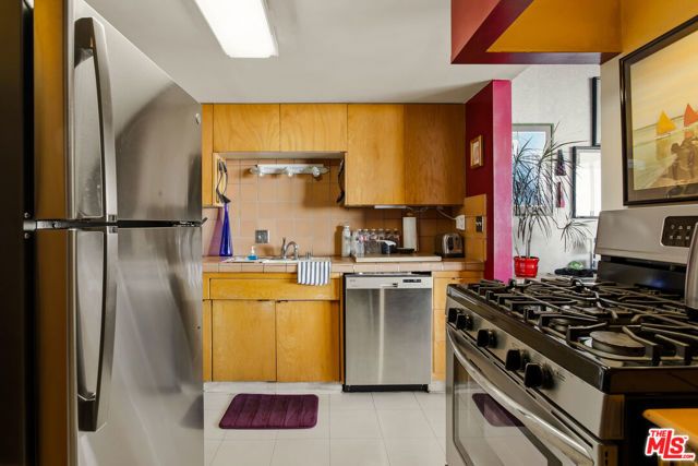 4455 Los Feliz Boulevard 1105, Los Angeles, CA 90027