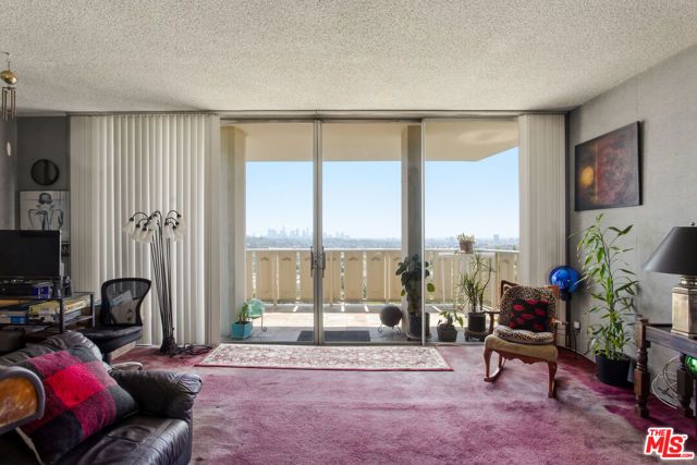 4455 Los Feliz Boulevard 1105, Los Angeles, CA 90027